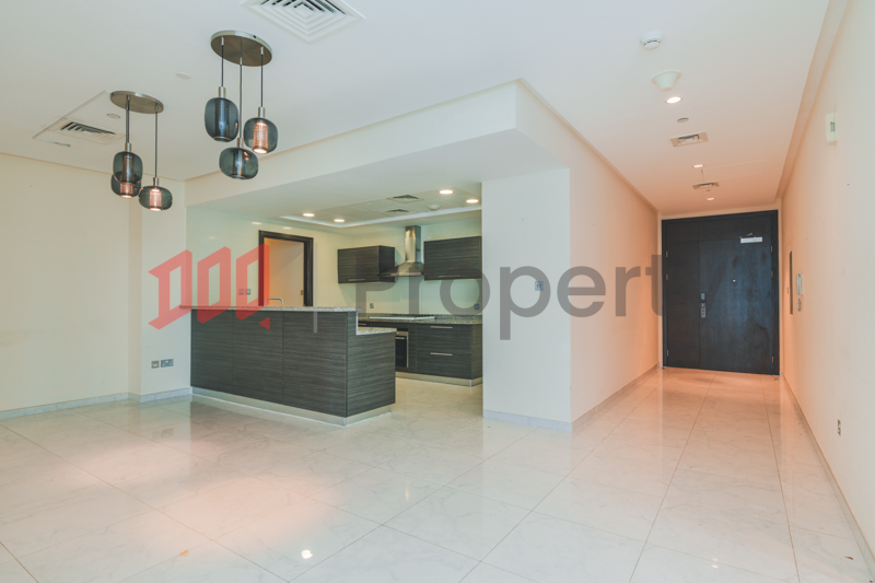 Spacious 3 Bedroom Apt | 2 Parkings | 12 Cheques